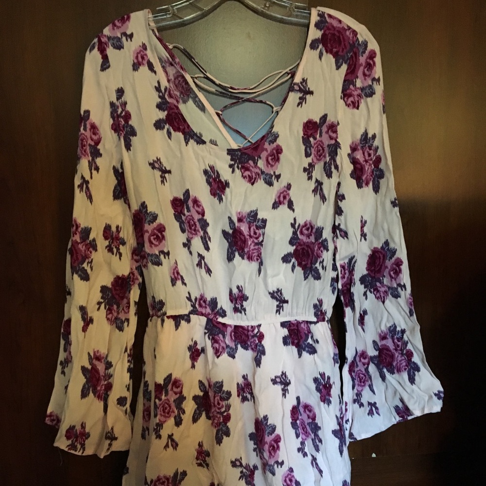 Romantic Floral Rose Ruffle Romper Size Small F21 EUC